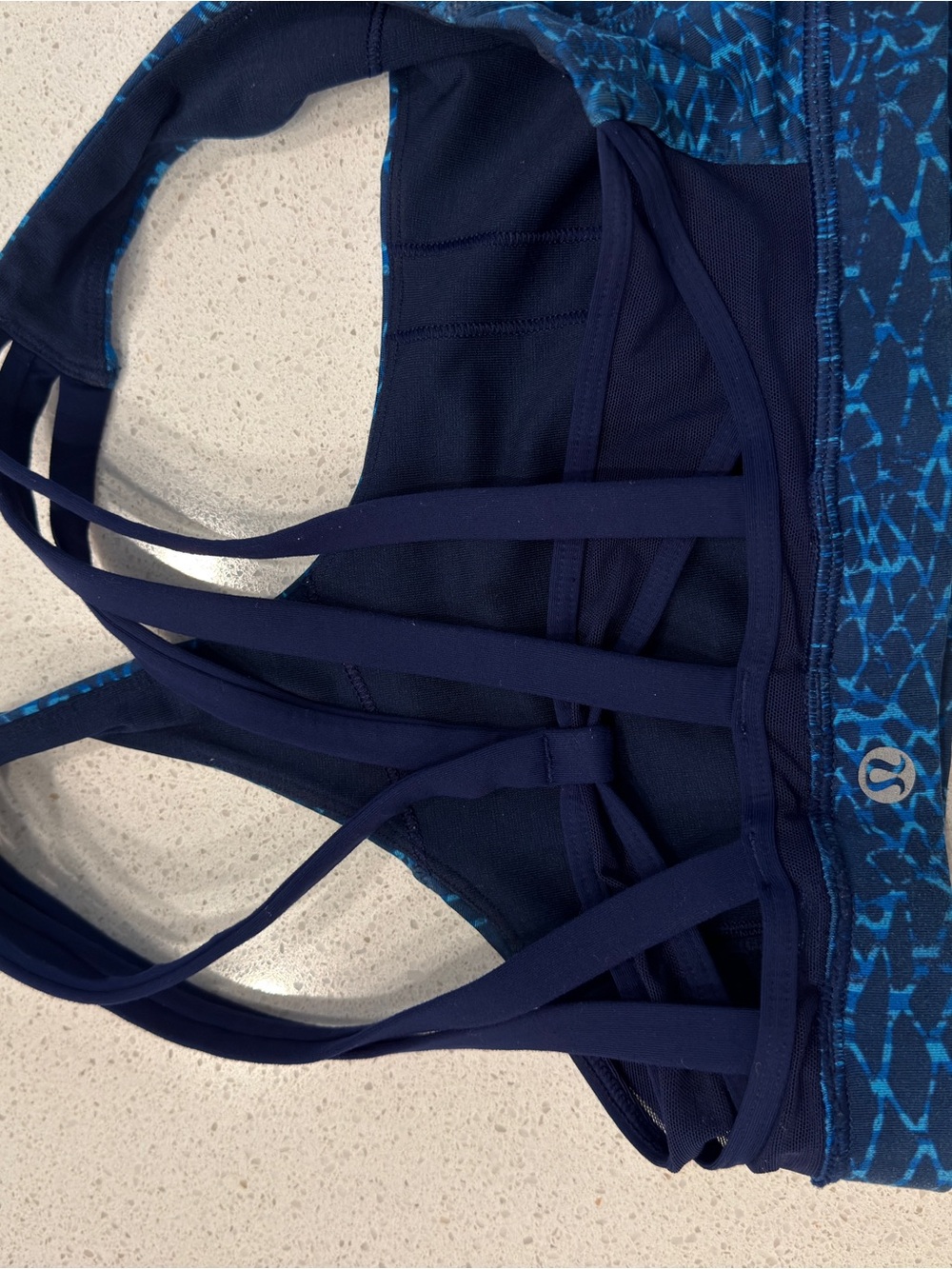Lululemon Energy Bra (Exhale) in Samba Snake Kayak Blue Hero Blue Size 6 - Picture 8 of 10